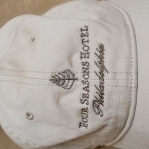 Four Seasons Hotel hat